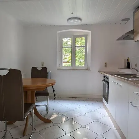 아파트 Charmante Dachgeschosswohnung Ronneburg (Thuringia)